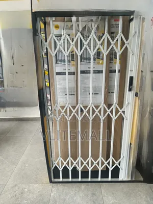 Yale Retractable Security Gates -Y-SLH-G-1800c