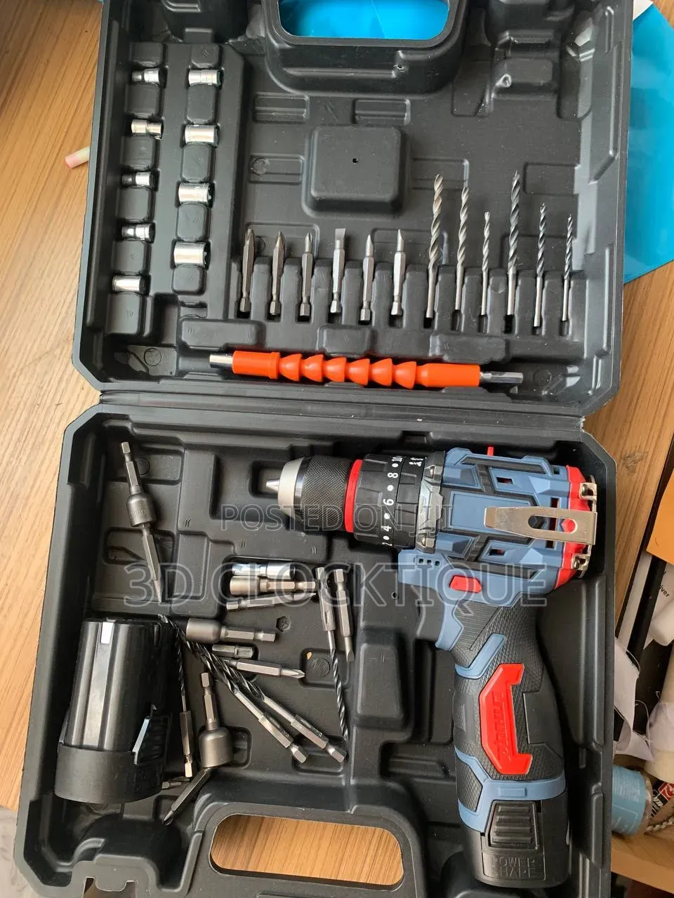 Cordless Drilling Machine With Bru