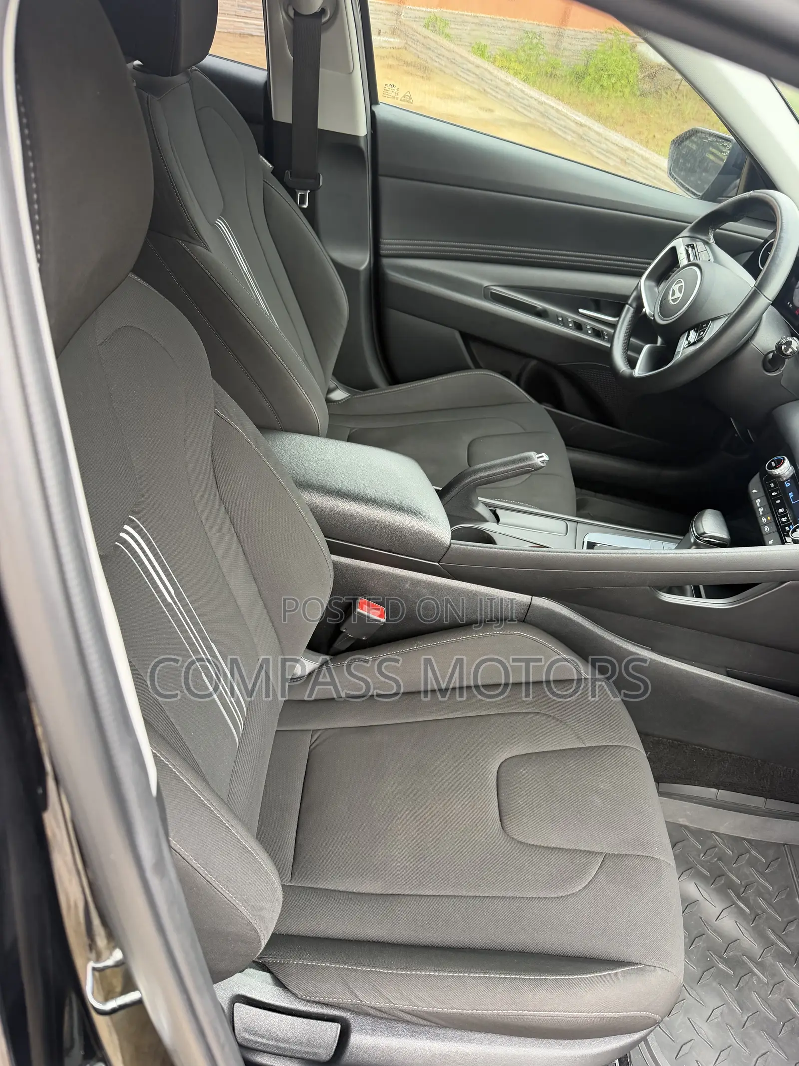 Hyundai Elantra SEL 2024 Black
