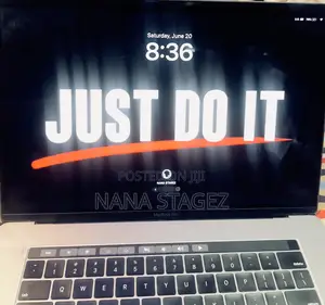 Laptop Apple MacBook Pro 16GB Intel Core i7 SSD 512GB