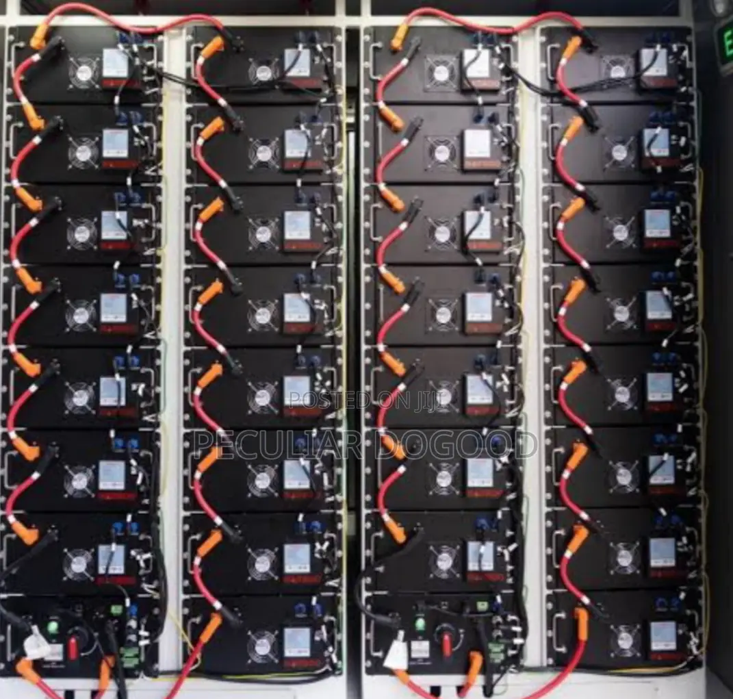 125kwh/225kwh Lithium 3 Phase Inverter 50kw/100kw/200kw Hi-Tech Solar