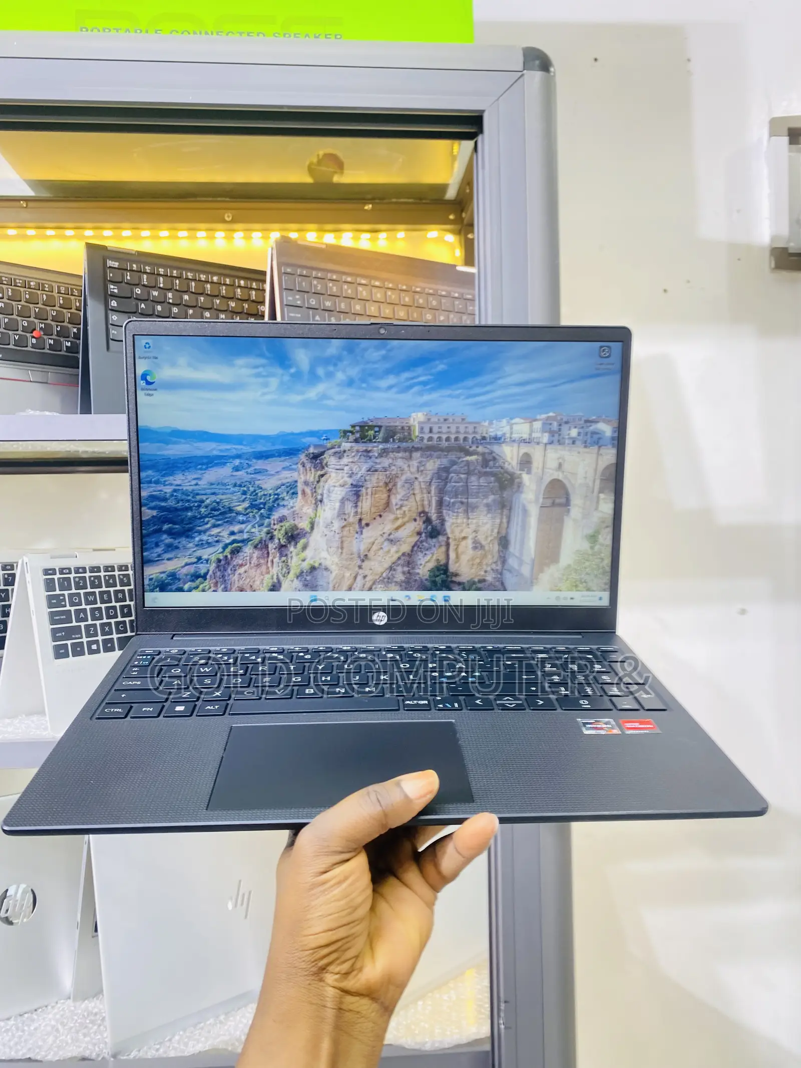 Laptop HP 15-fd0290ns 8GB AMD Ryzen 3 SSD 128GB