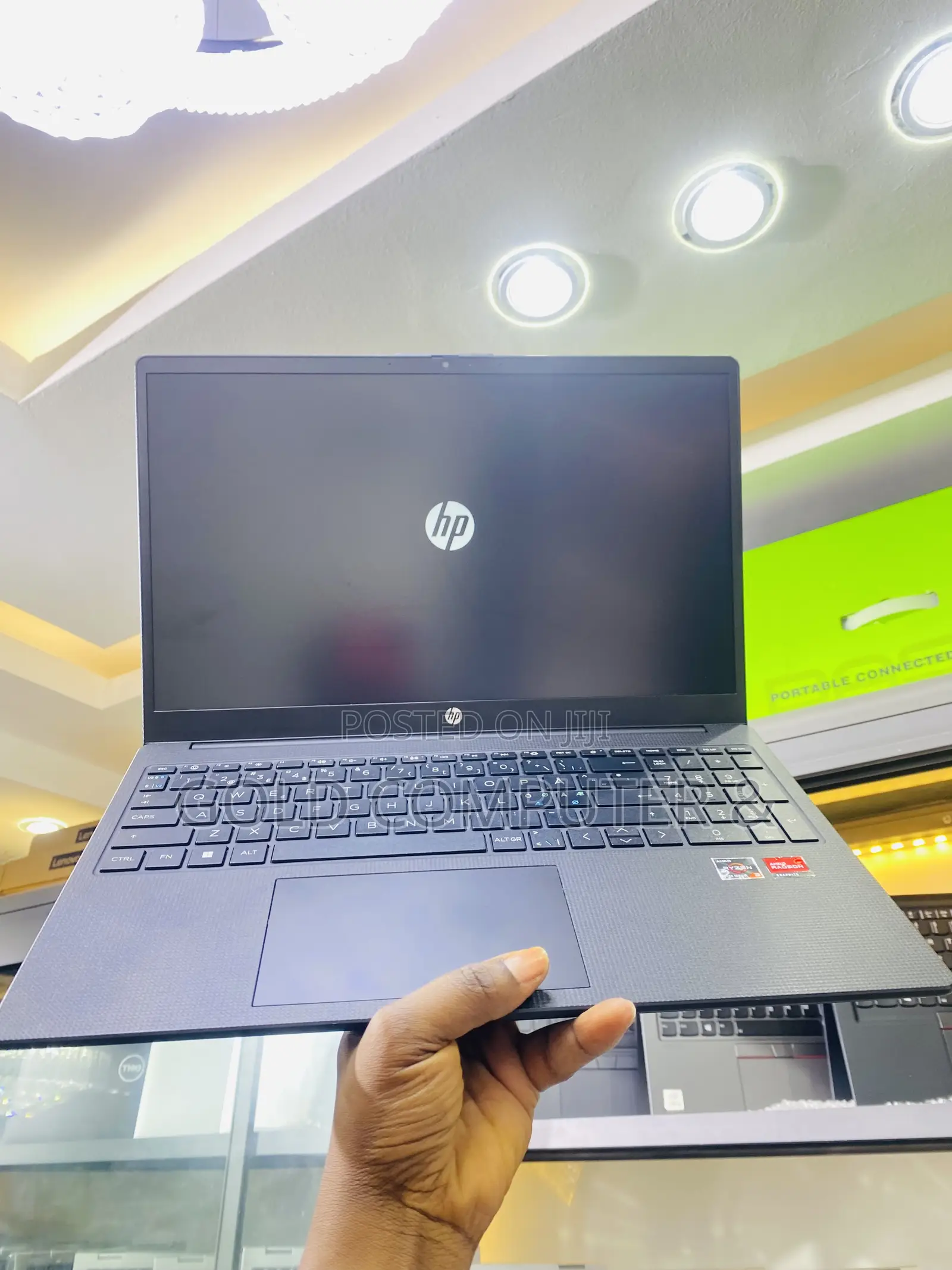 Laptop HP 15-fd0290ns 8GB AMD Ryzen 3 SSD 128GB