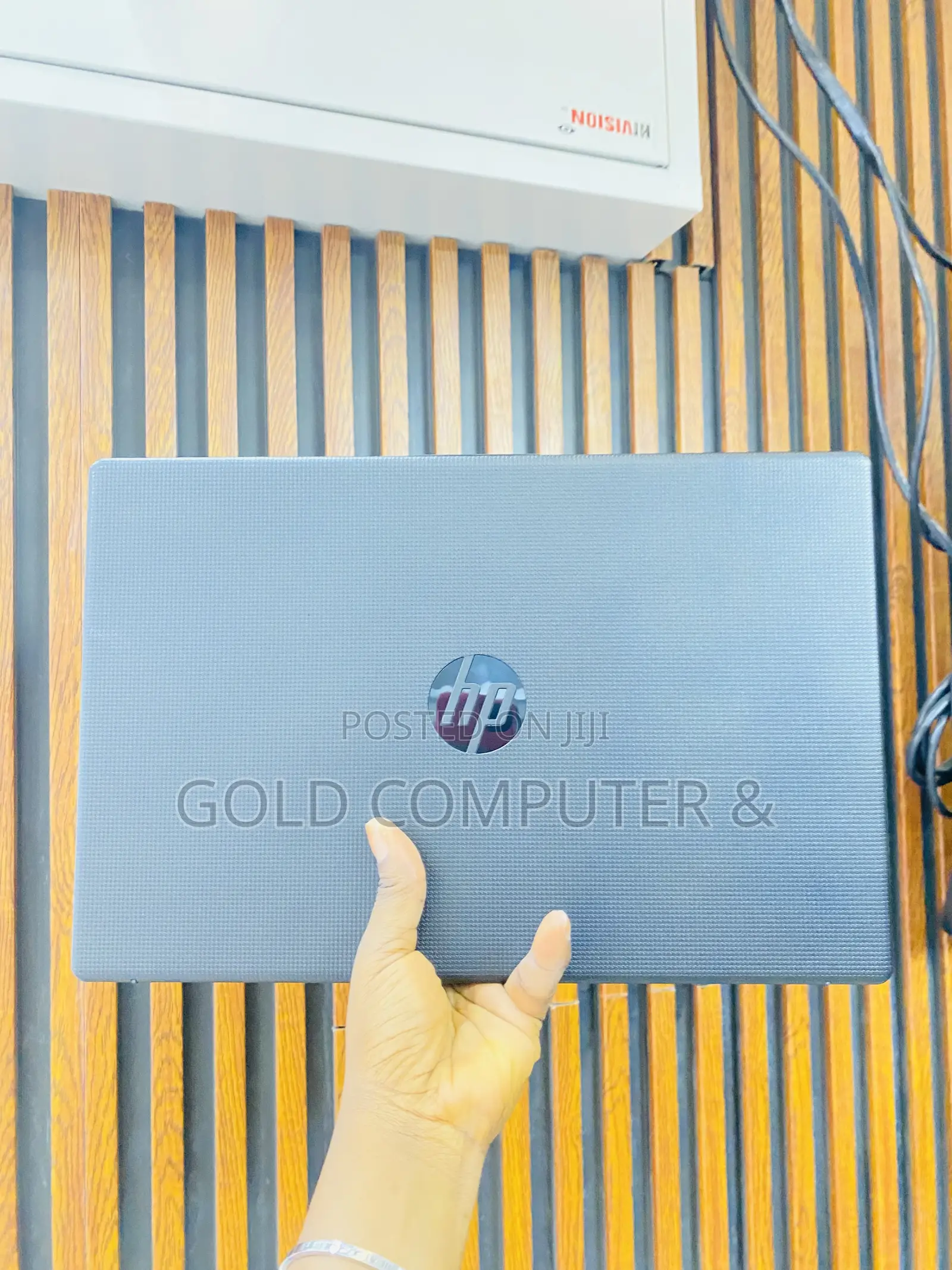 Laptop HP 15-fd0290ns 8GB AMD Ryzen 3 SSD 128GB