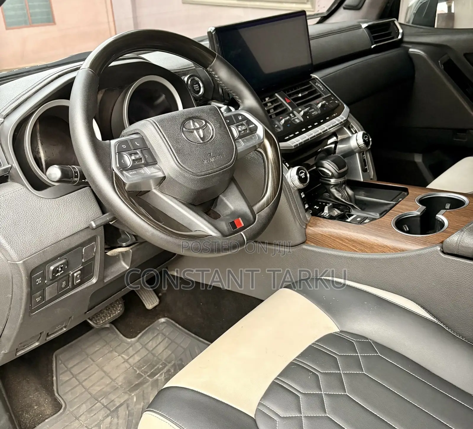Toyota Land Cruiser 4.0 V6 GX-R 2012 Black
