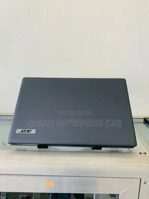 Laptop Acer Aspire 5749 4GB Intel Core i3 HDD 500GB