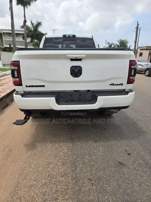 Dodge RAM 2023 White