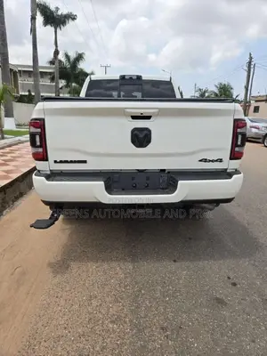 Dodge RAM 2023 White