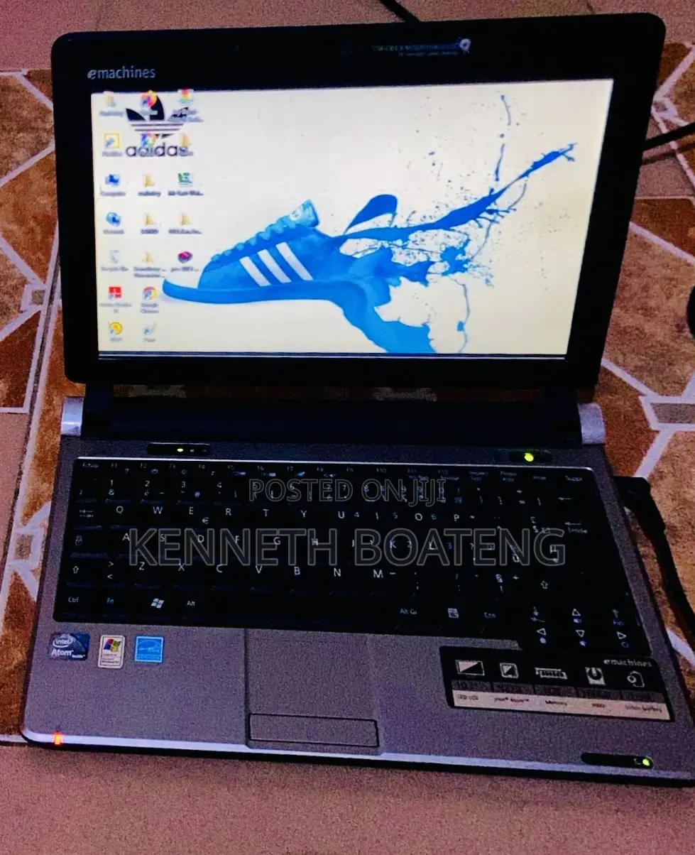 Laptop eMachines 1GB HDD 140GB