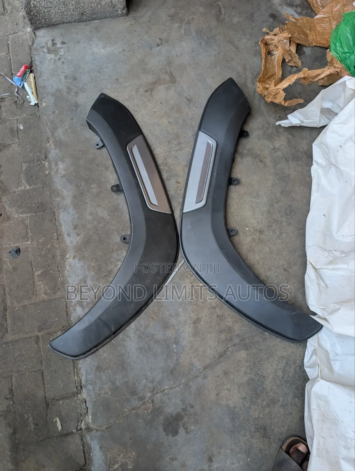 Toyota Hilux 2020,2021,2022,2023 Front Fender Moulding / Fender Flares