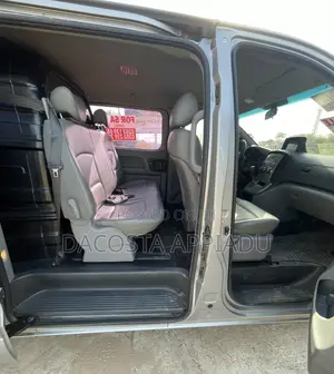 Hyundai Starex 2015 Silver