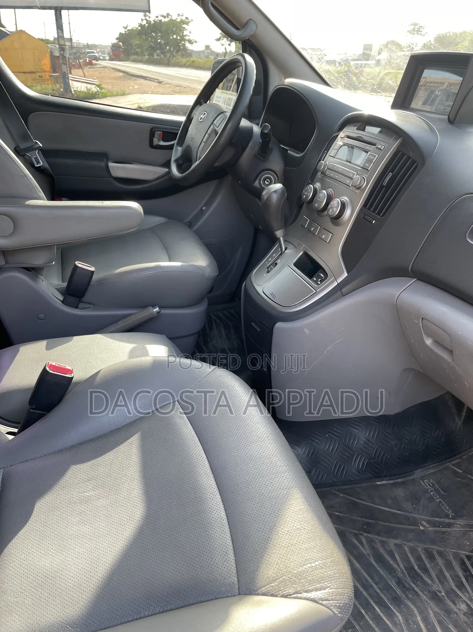 Hyundai Starex 2015 Silver