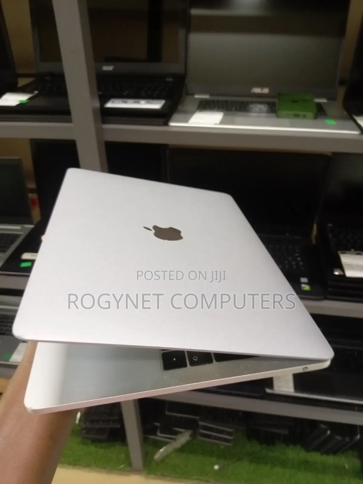 Laptop Apple MacBook Pro 2017 8GB Intel Core i5 SSD 128GB