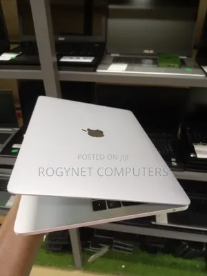 Laptop Apple MacBook Pro 2017 8GB Intel Core i5 SSD 128GB