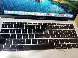 Laptop Apple MacBook Pro 2017 8GB Intel Core i5 SSD 128GB