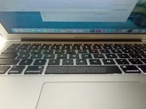 Laptop Apple MacBook Air 2015 4GB Intel Core i5 SSD 128GB