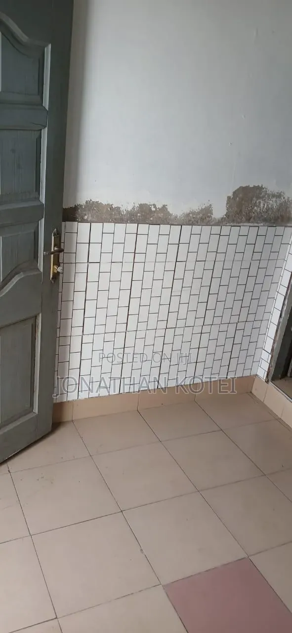 Single Room Self Contained for Rent at Aayalolo 1200 Per Month.