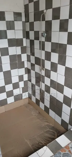 Single Room Self Contained for Rent at Aayalolo 1200 Per Month.