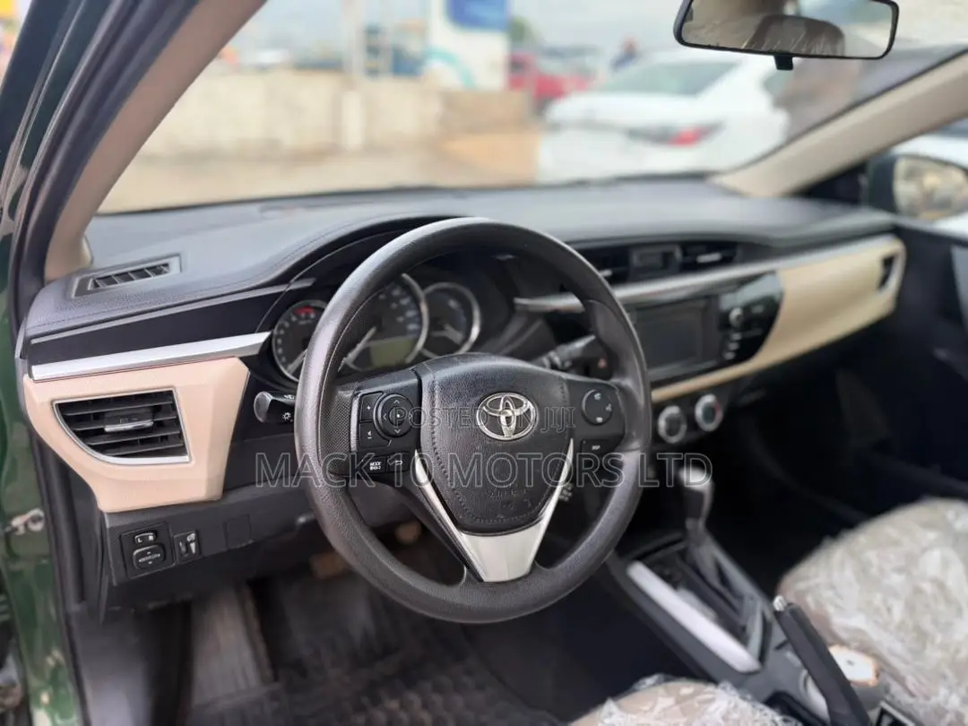 Toyota Corolla LE Eco 4dr Sedan (1.8L 4cyl CVT) 2016 Green