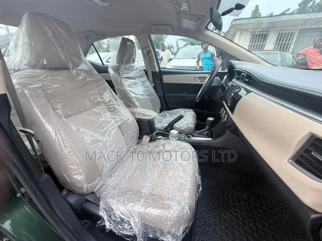 Toyota Corolla LE Eco 4dr Sedan (1.8L 4cyl CVT) 2016 Green