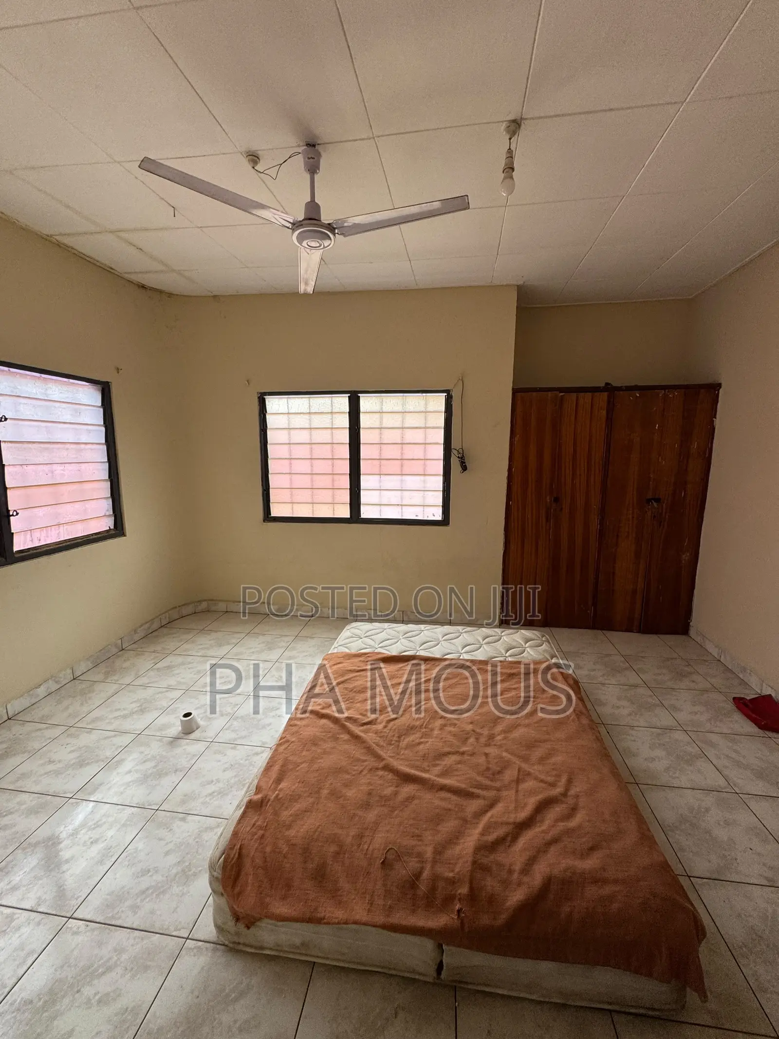 5bdrm House in Lapaz for rent