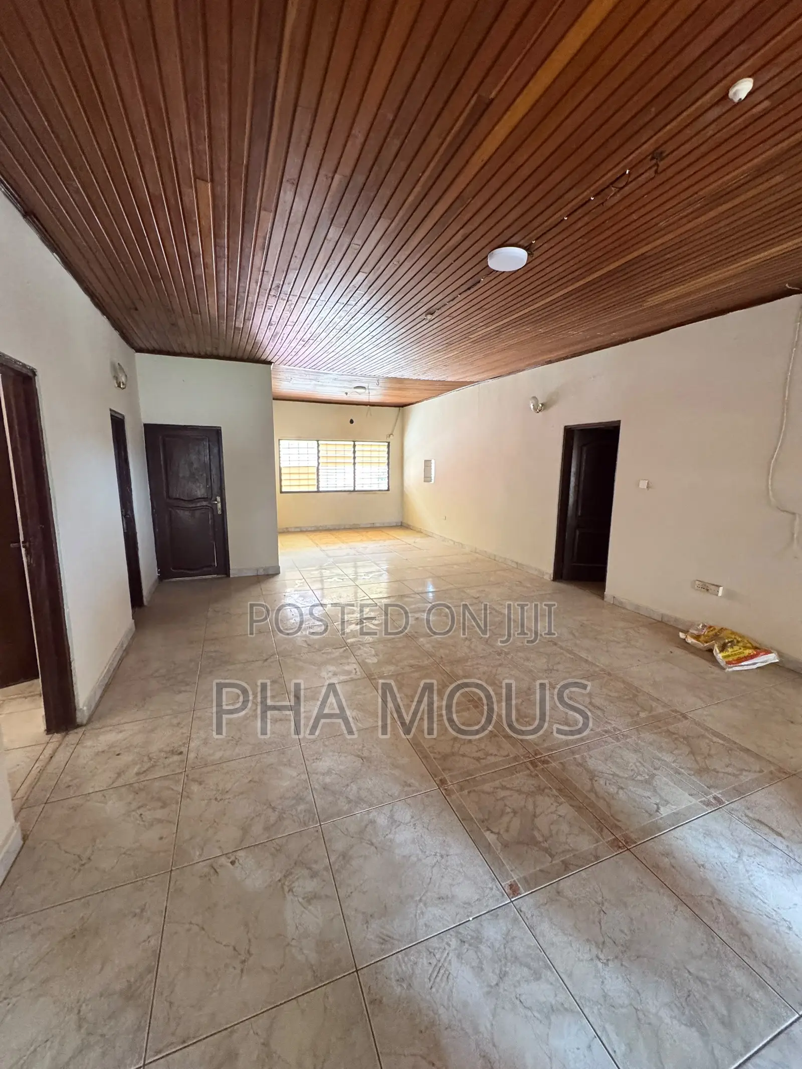 5bdrm House in Lapaz for rent