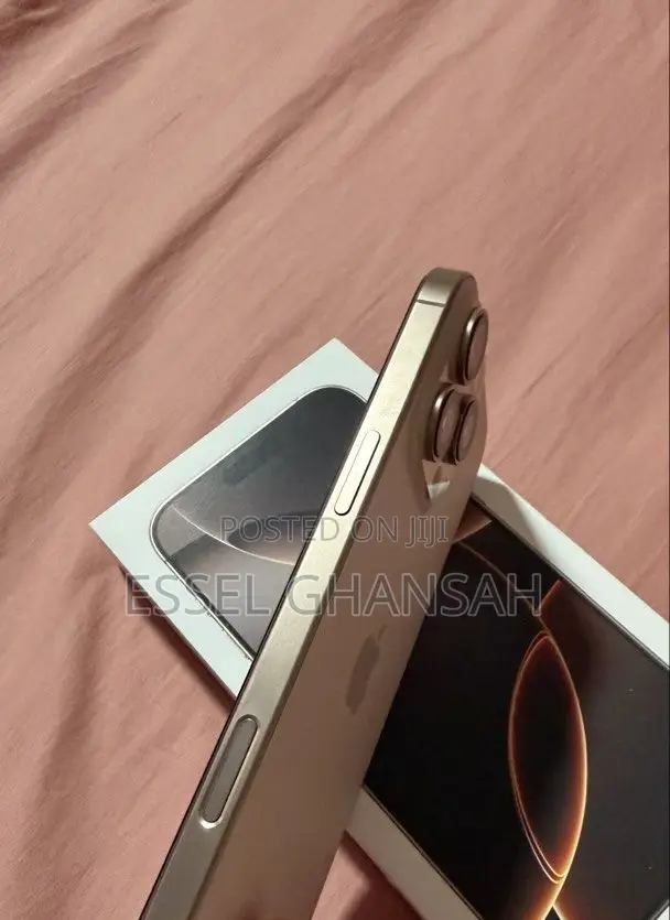 Apple iPhone 16 Pro Max 256 GB Gold
