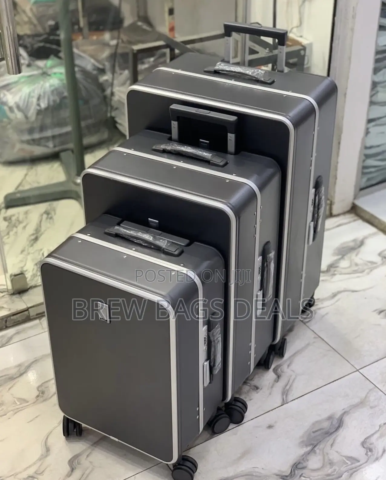 Premium Luxury 3set Zipless Executive Custom Suitcase.