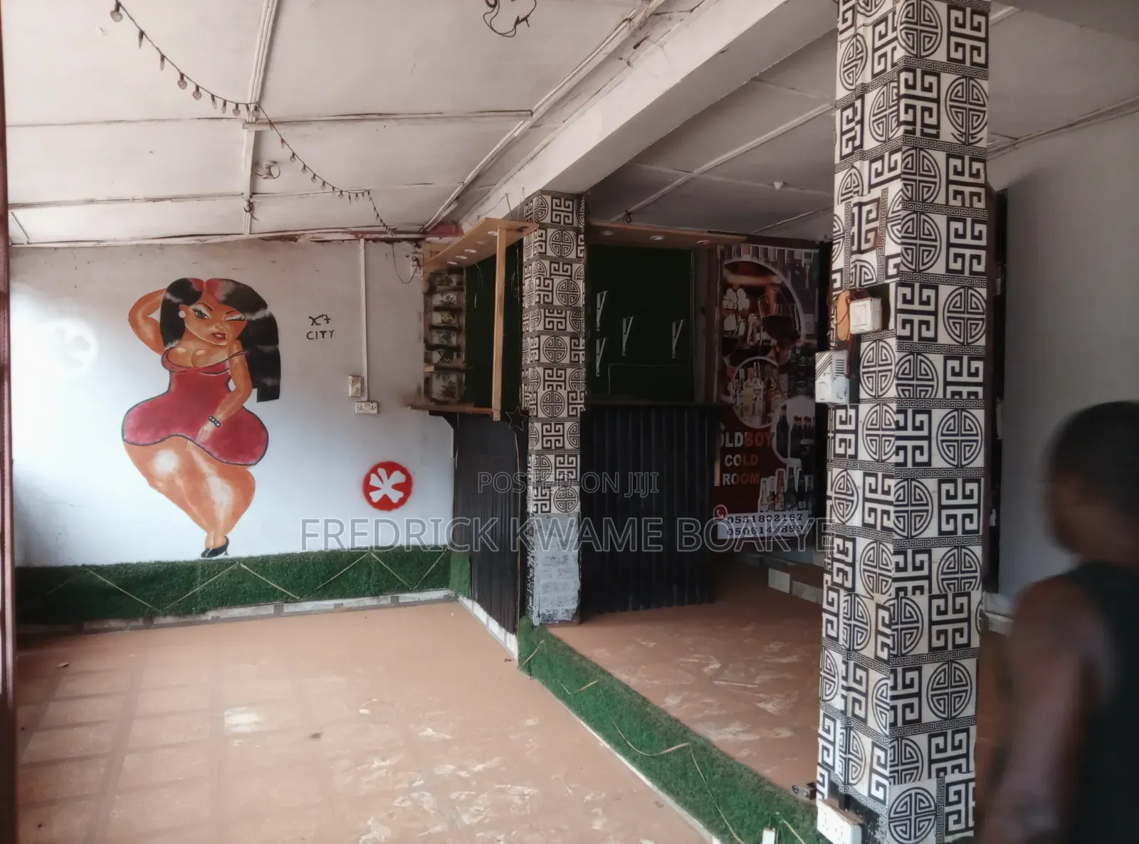 2 Stores for Rent at Agric Kromoase