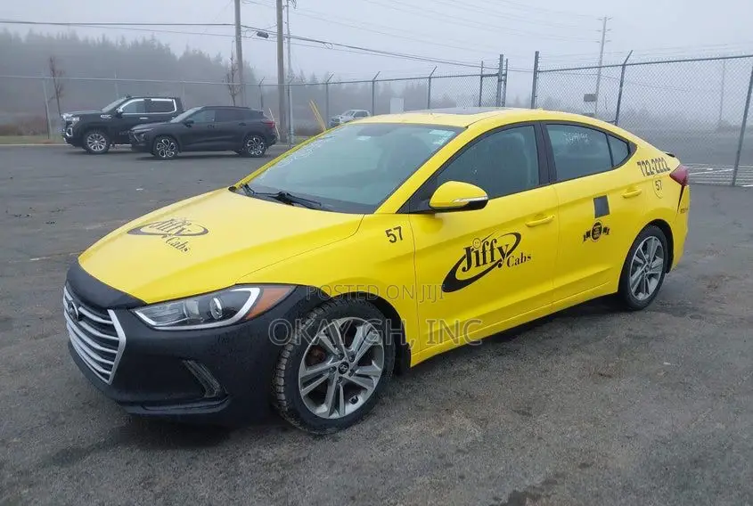Hyundai Elantra 2017 Yellow