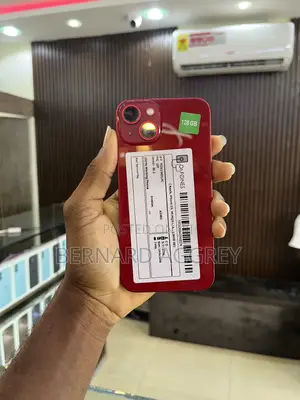Apple iPhone 13 128 GB Red