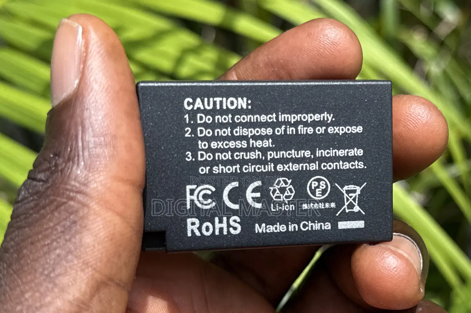 Powerextra Lp-E17 Battery (7.2v 1450mah 10.44wh).