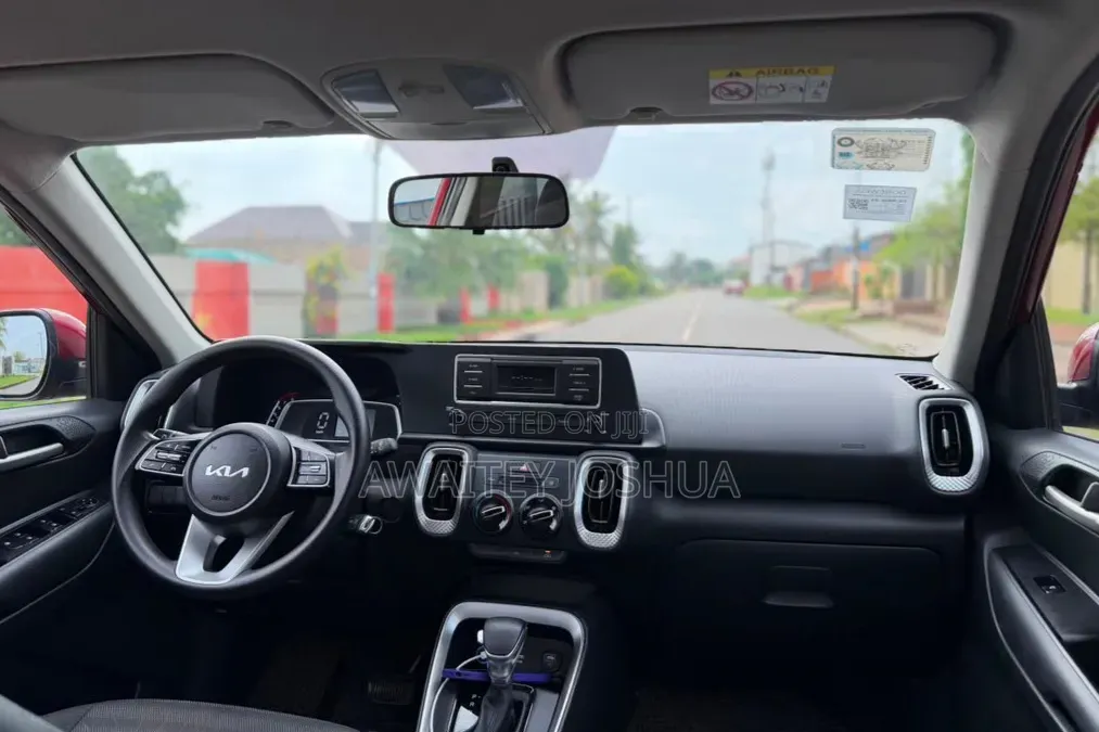 Kia Sonet 2024 Red