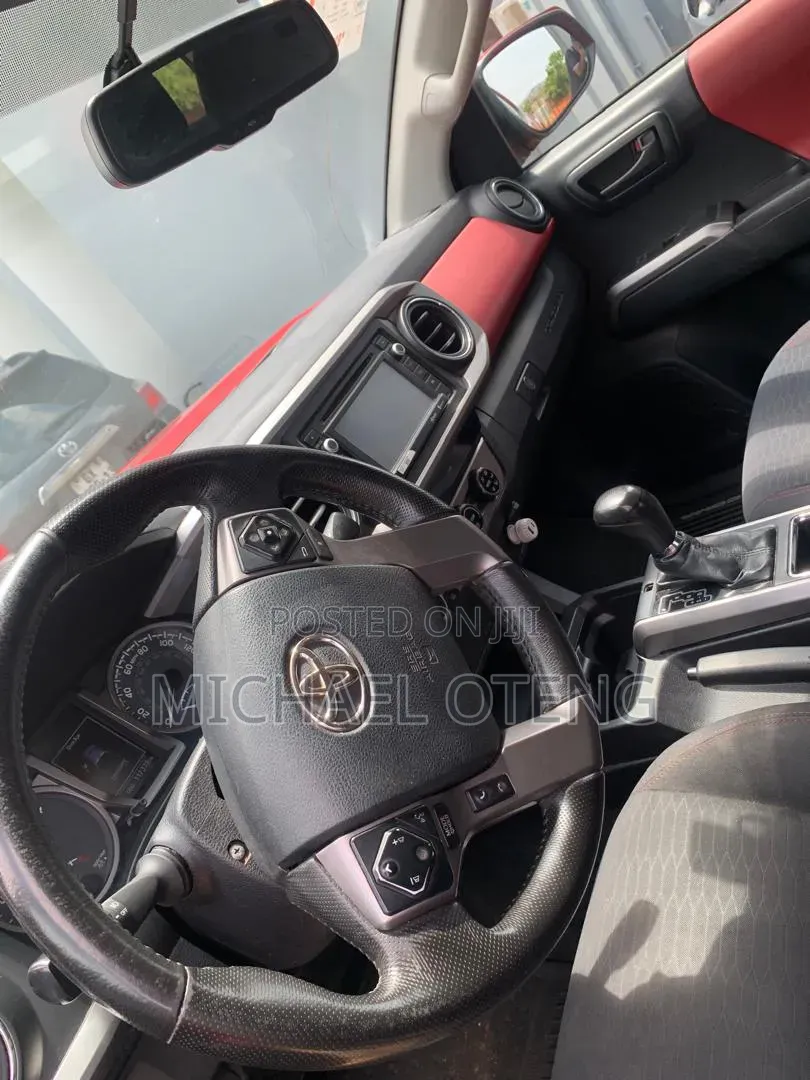 Toyota Tacoma 4dr Double Cab 2016 Red