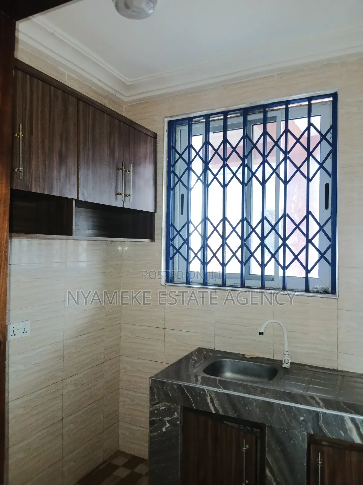 1bdrm Apartment in Sahara for rent