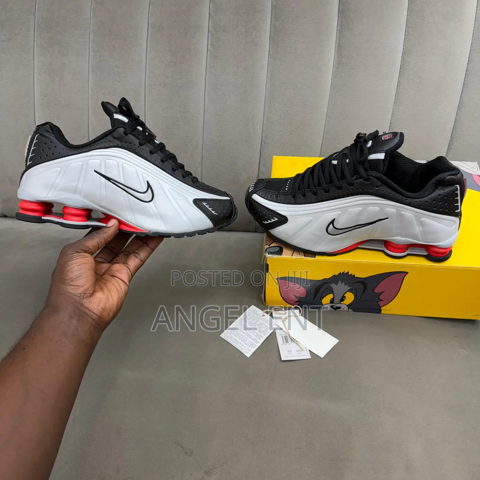 Nike Shox R4 Sneakers Available(Location: Adum Kumasi)