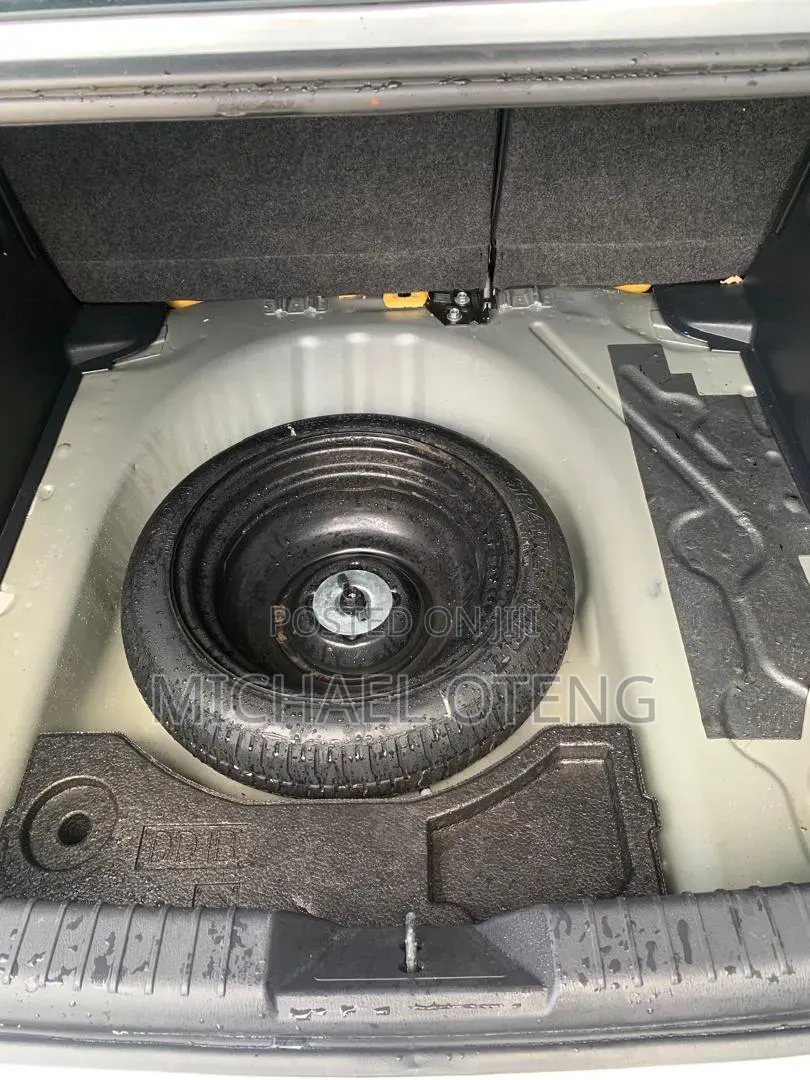 Toyota Yaris iA 1.5 FWD 2016 Silver