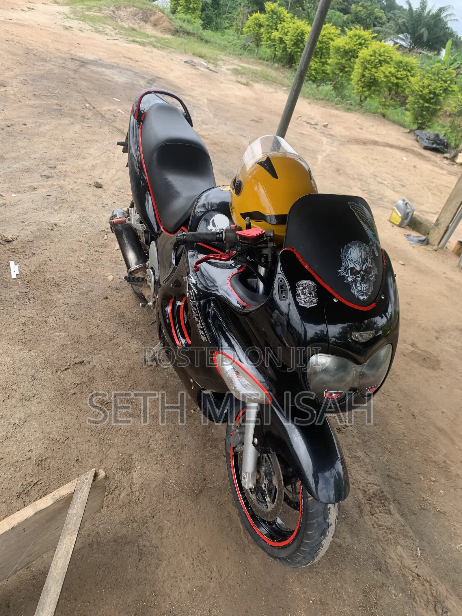 Suzuki 2012 Black