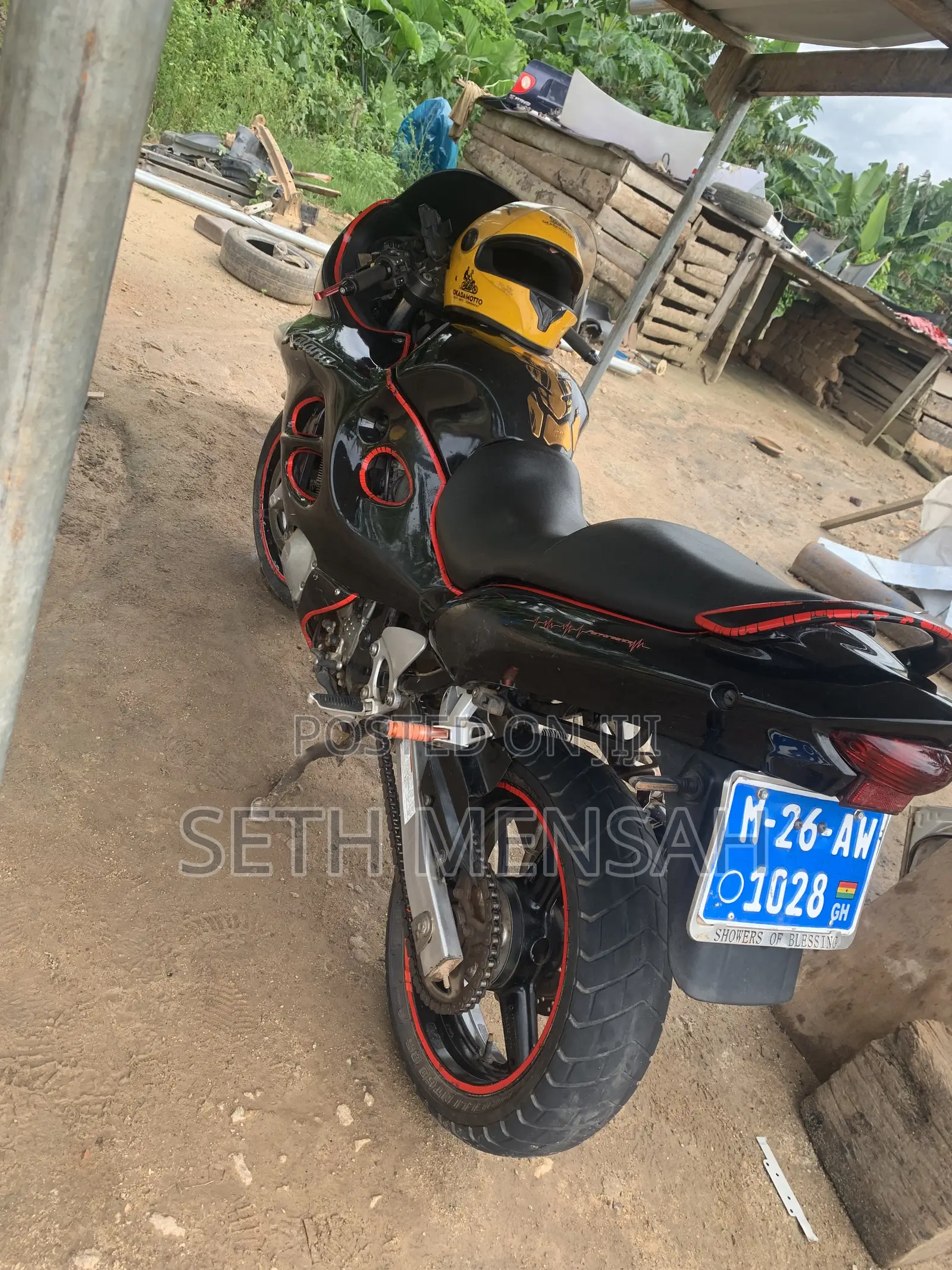 Suzuki 2012 Black