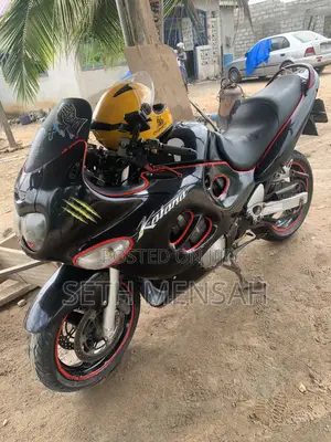 Suzuki 2012 Black