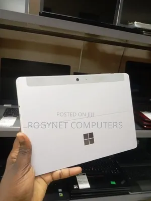 Laptop Microsoft Surface 8GB Intel Pentium SSD 128GB