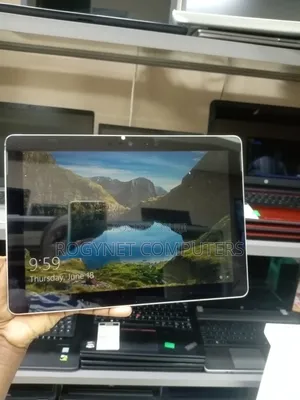 Laptop Microsoft Surface 8GB Intel Pentium SSD 128GB