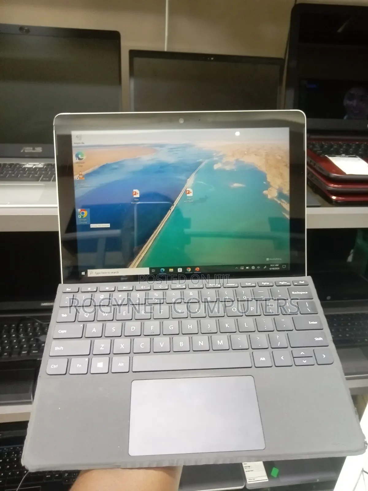Laptop Microsoft Surface 8GB Intel Pentium SSD 128GB