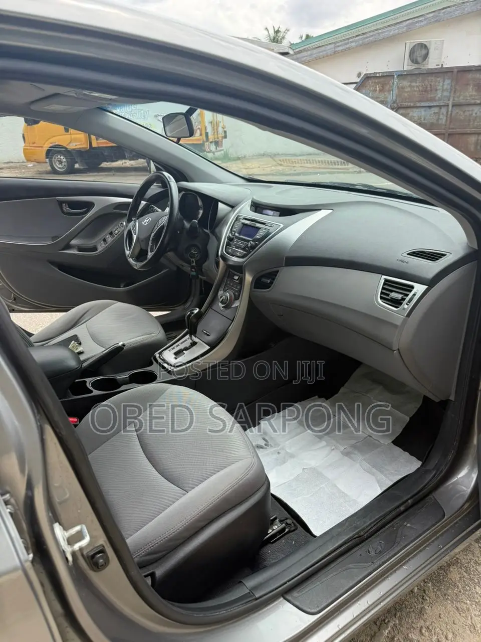 Hyundai Elantra GLS Sedan FWD (1.8L 4cyl 6A) 2013 Gray
