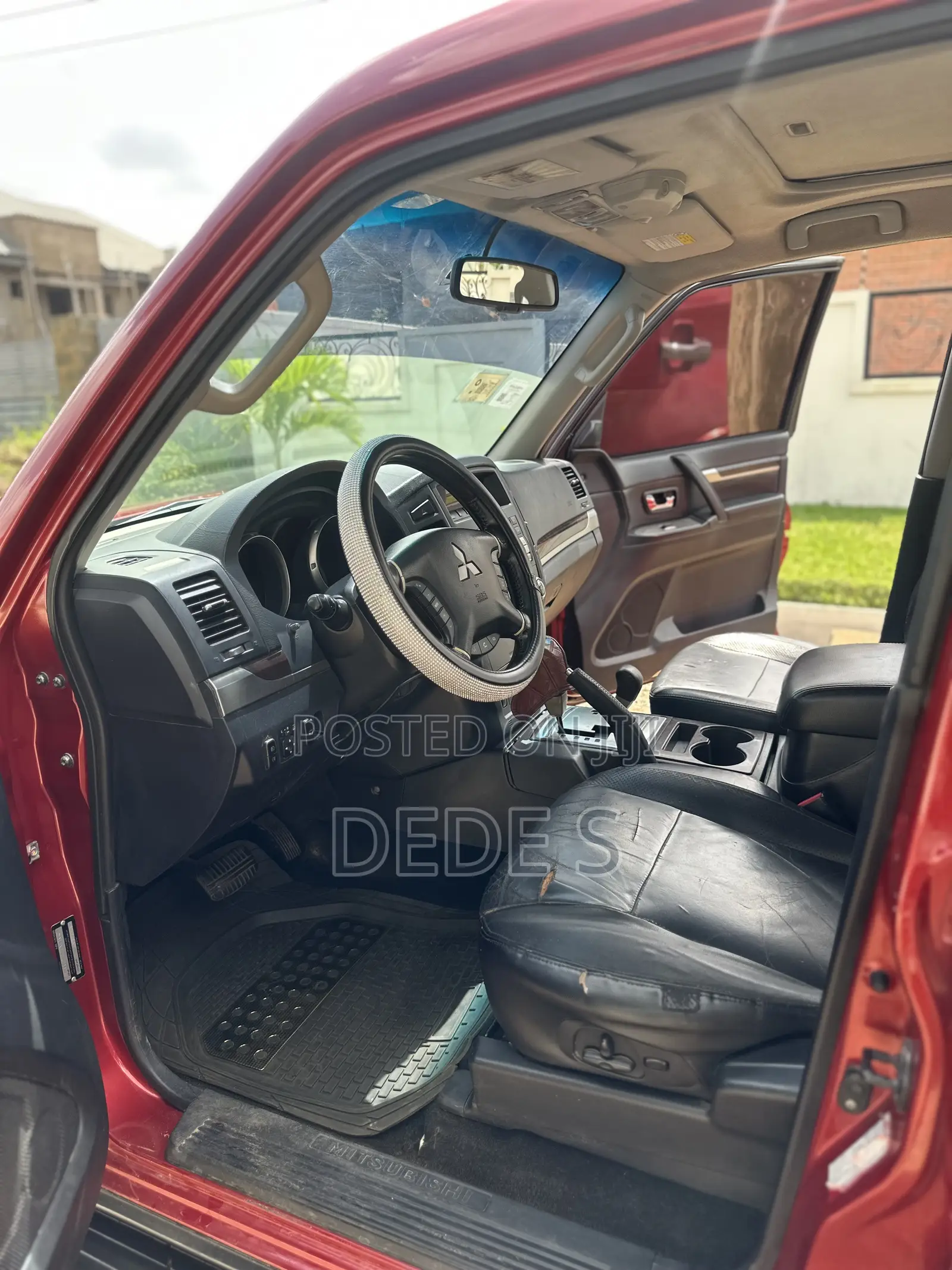 Mitsubishi Pajero 3.8 V6 GLS/GLX 2011 Red