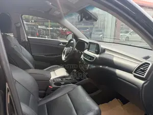 Hyundai Tucson Limited 2021 Black