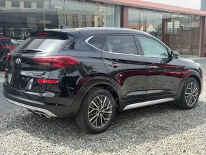 Hyundai Tucson Limited 2021 Black