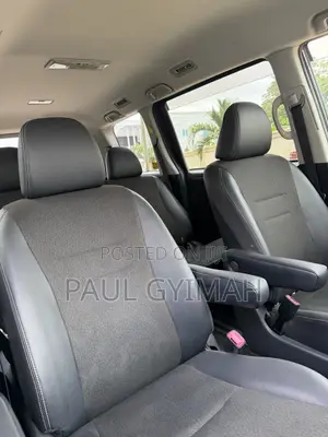 Toyota Voxy 2013 Black