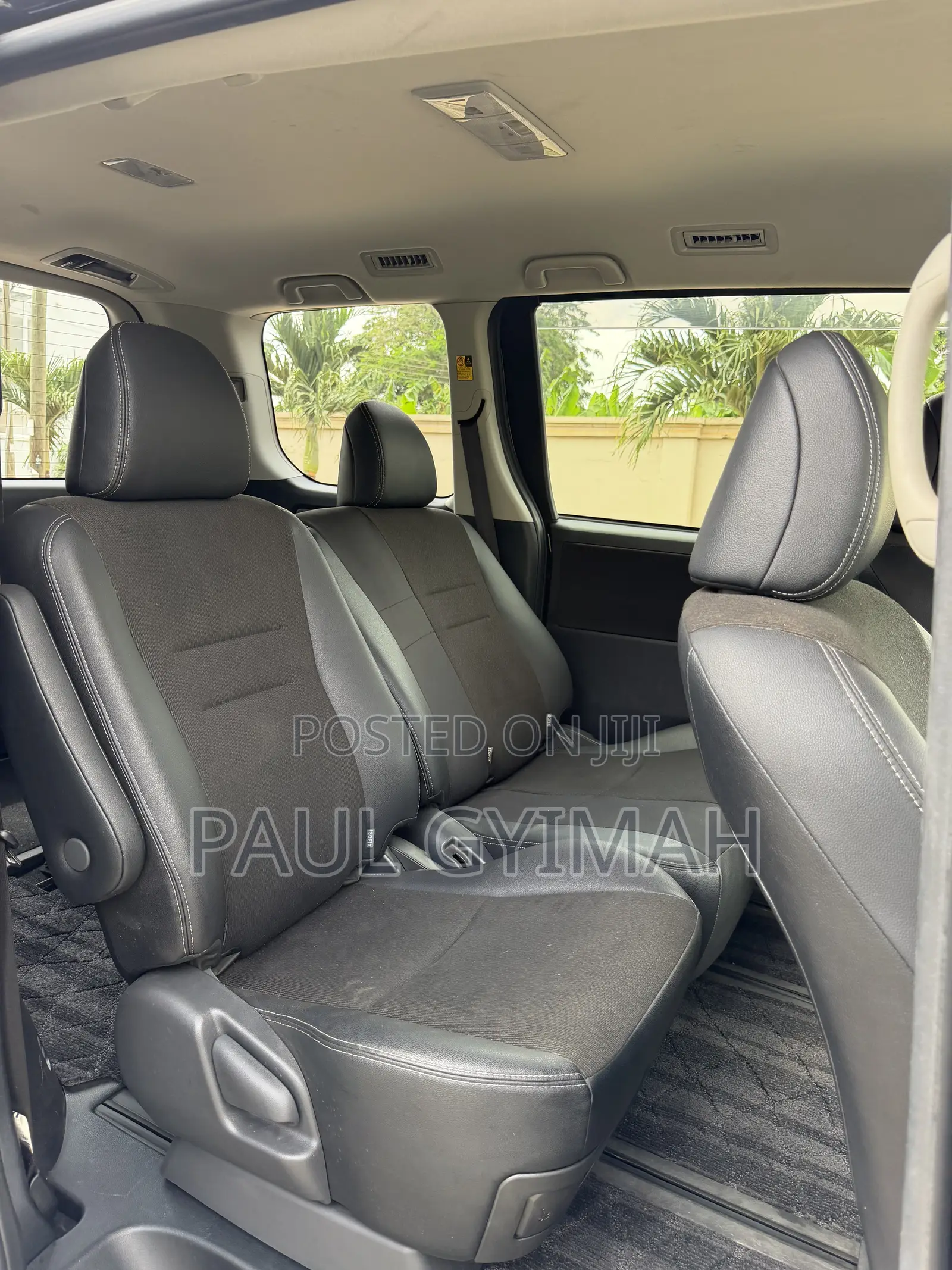 Toyota Voxy 2013 Black
