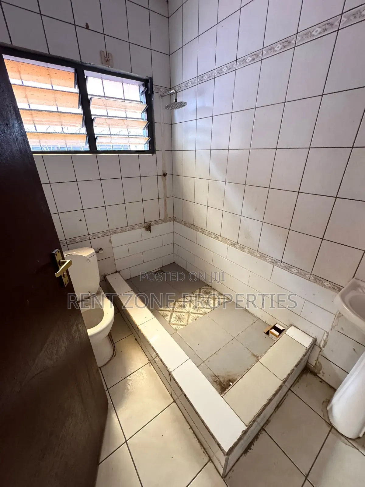 5bdrm House in Lapaz for rent